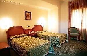 Senorial Hotel Madrid Room photo